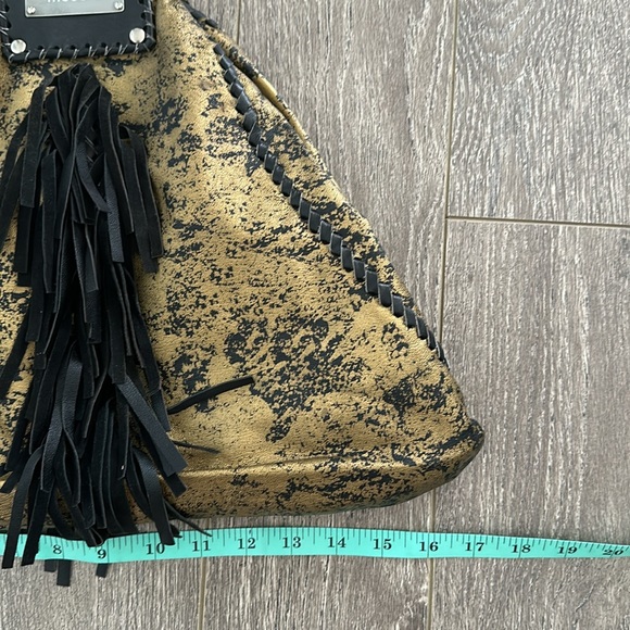 Leather purse by Moochi - Picture 9 of 10